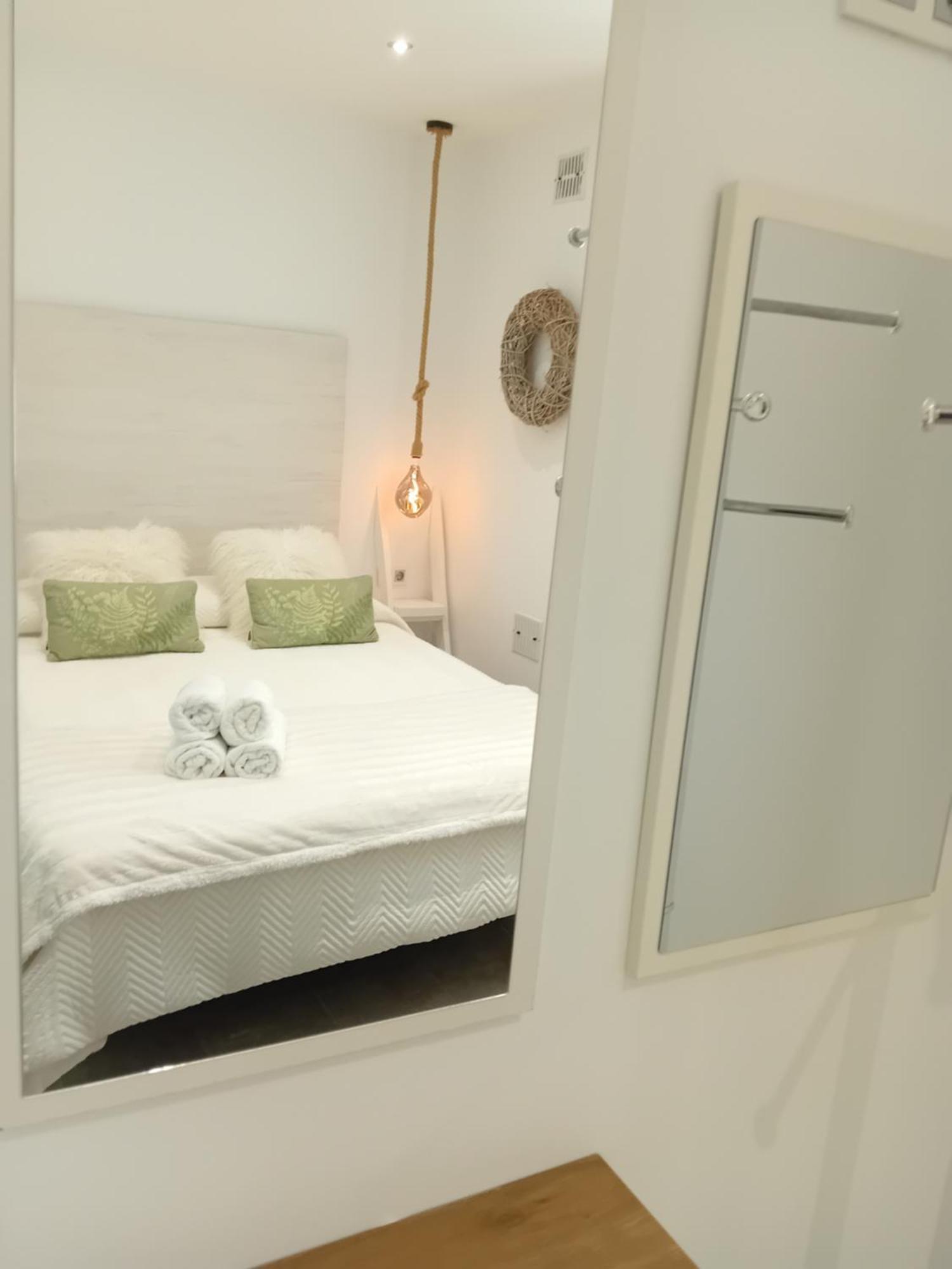 Romantico Estudio Centro De Algésiras Extérieur photo